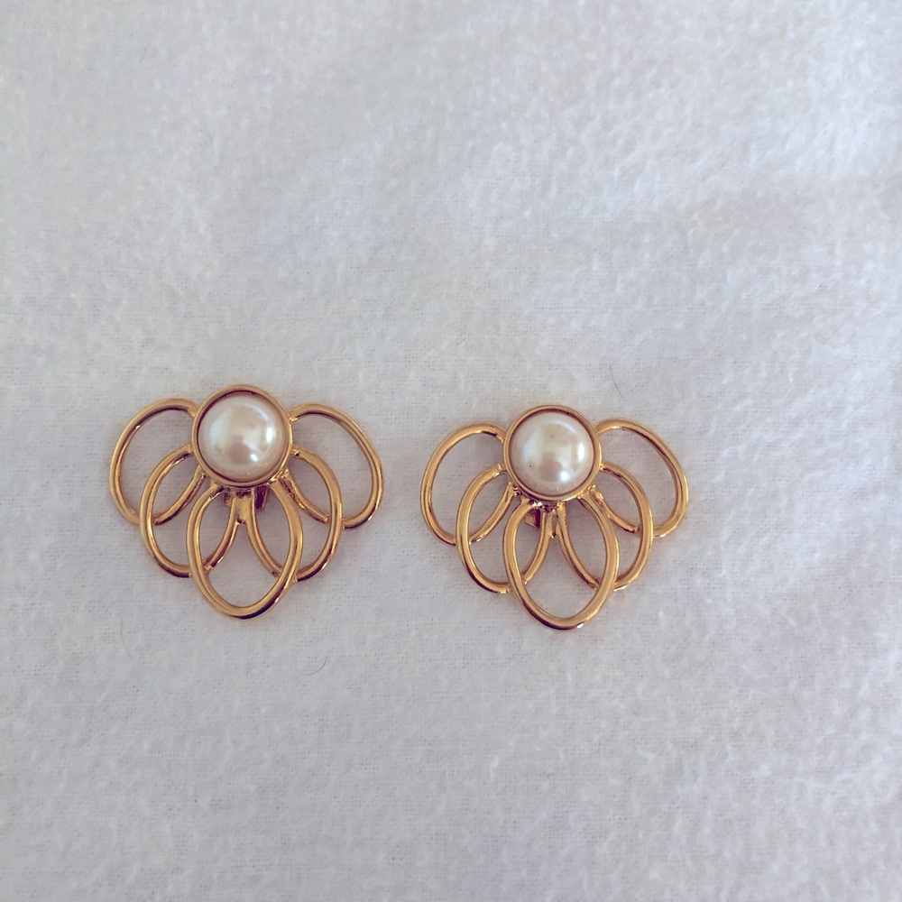 Clip on gold plated pearl earrings
